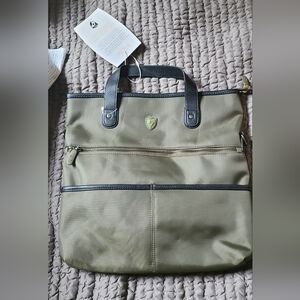 Heys HiLite foldover tote